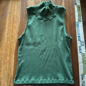 Big Bud Press Sleveless Essential Turtleneck